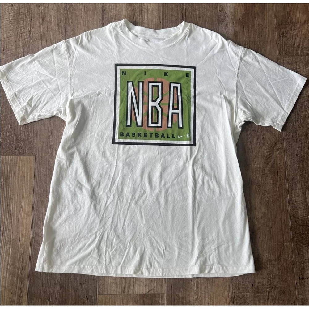 Nike Tee Basketball Loose Fit Small